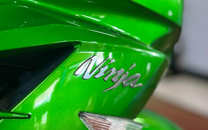 2013 Kawasaki Ninja® ZX™-14R ABS