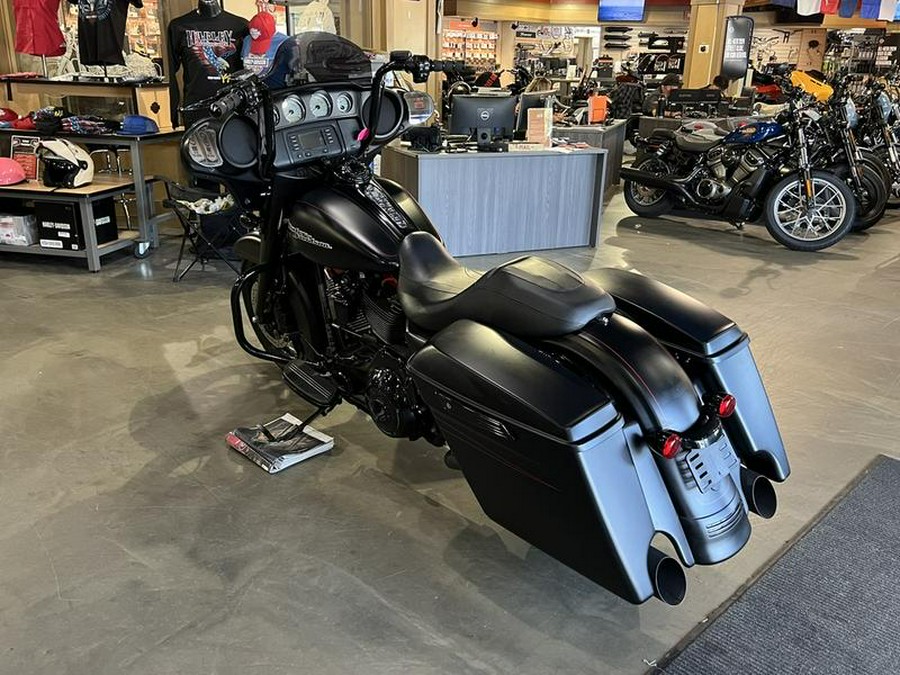 2016 Harley-Davidson® FLHXS - Street Glide® Special