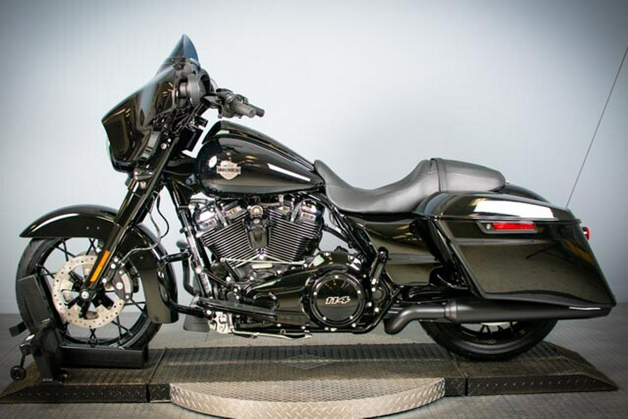 2023 Harley-Davidson Street Glide Special