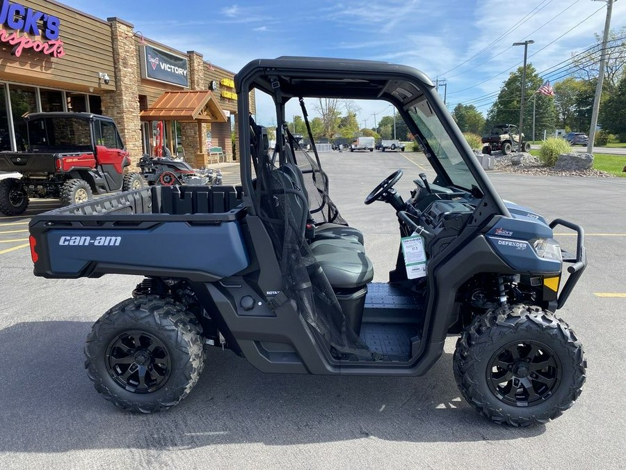 2025 Can-Am® Defender XT HD9