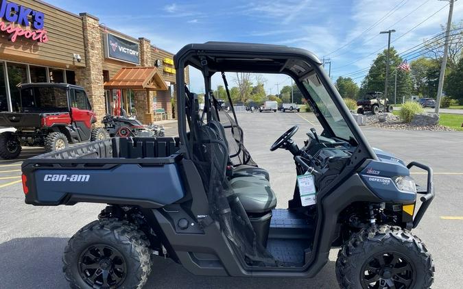 2025 Can-Am® Defender XT HD9