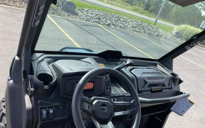 2025 Can-Am® Defender XT HD9