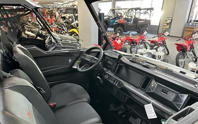 2026 Can-Am Defender X MR HD11 with Half-Doors