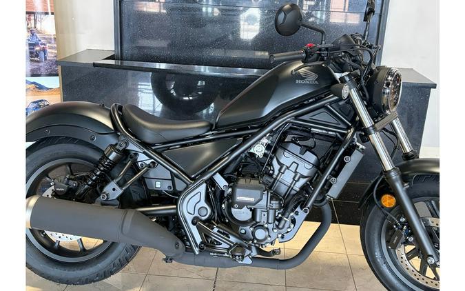 2026 Honda Rebel 300 E-Clutch