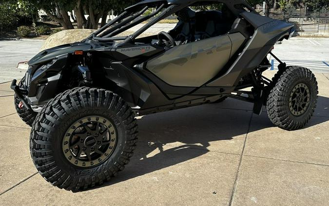 2026 Can-Am Maverick R X Rc With Smart-Shox
