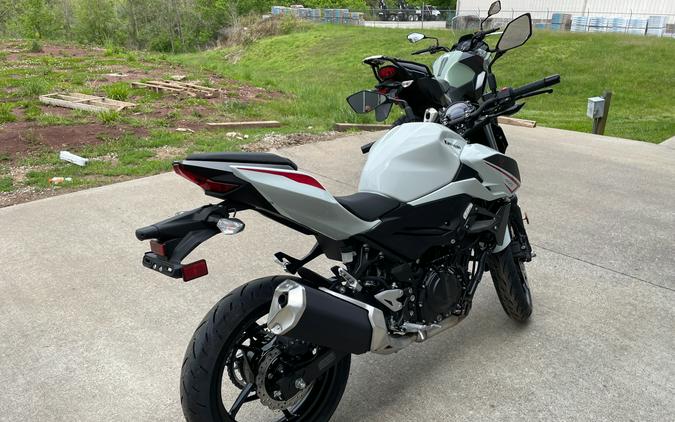 2023 Kawasaki Z400 ABS