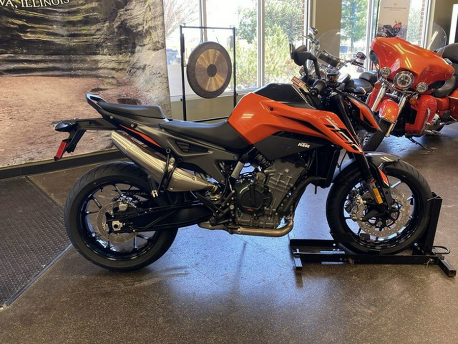 2024 KTM Duke 790