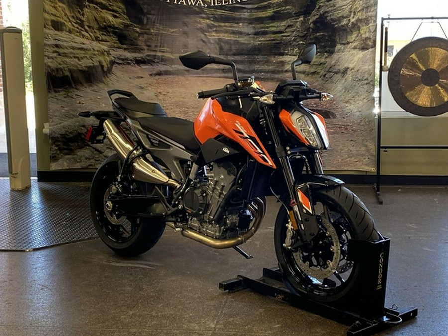 2024 KTM Duke 790