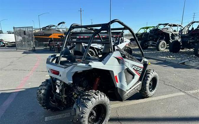 2024 Polaris RZR 200 EFI