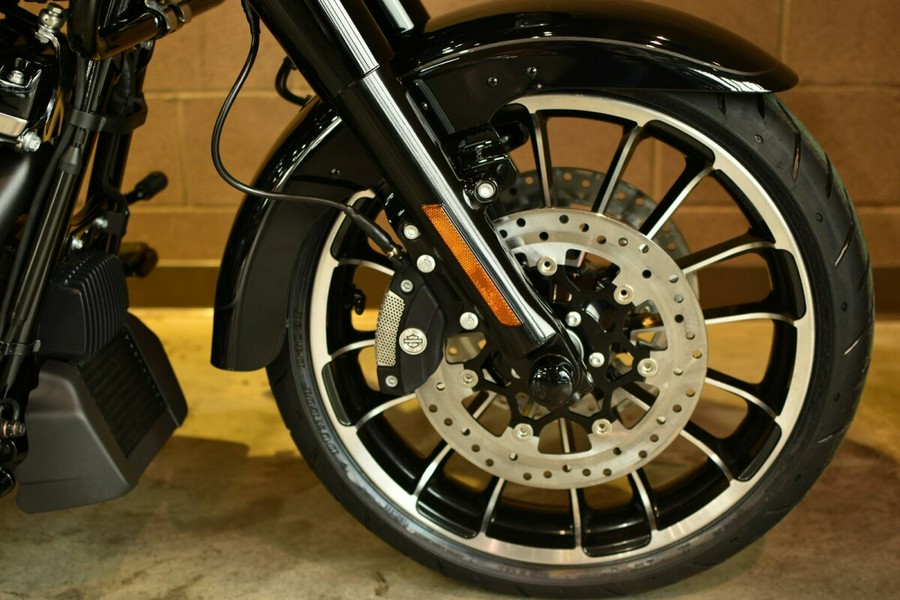 2023 Harley-Davidson Road Glide 3