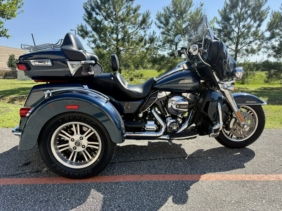 2016 Harley-Davidson Tri Glide Ultra flhtcutg