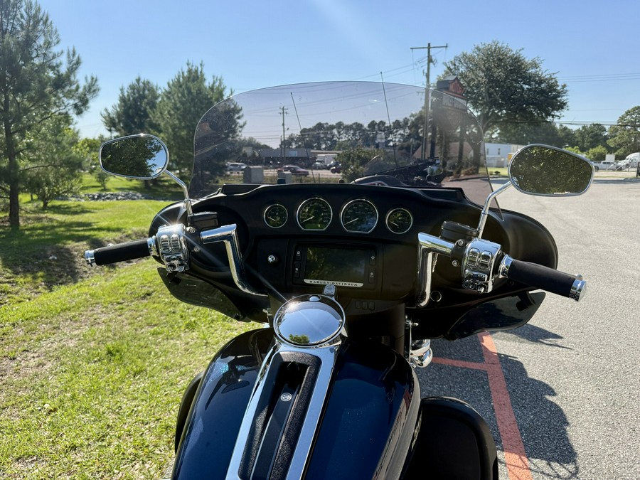 2016 Harley-Davidson Tri Glide Ultra flhtcutg