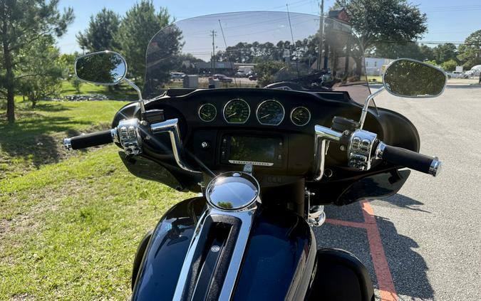 2016 Harley-Davidson Tri Glide Ultra flhtcutg