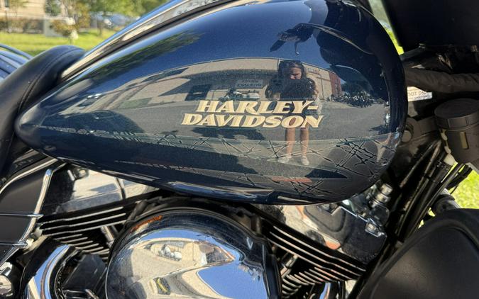 2016 Harley-Davidson Tri Glide Ultra flhtcutg