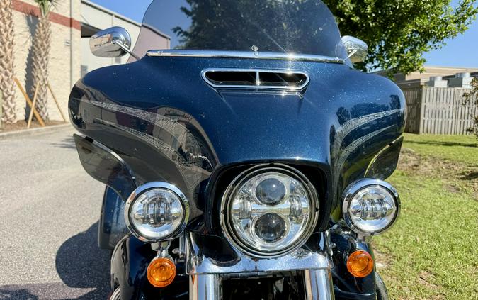 2016 Harley-Davidson Tri Glide Ultra flhtcutg