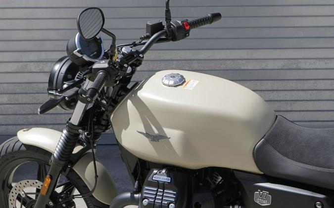 2027 Moto Guzzi V7 Stone