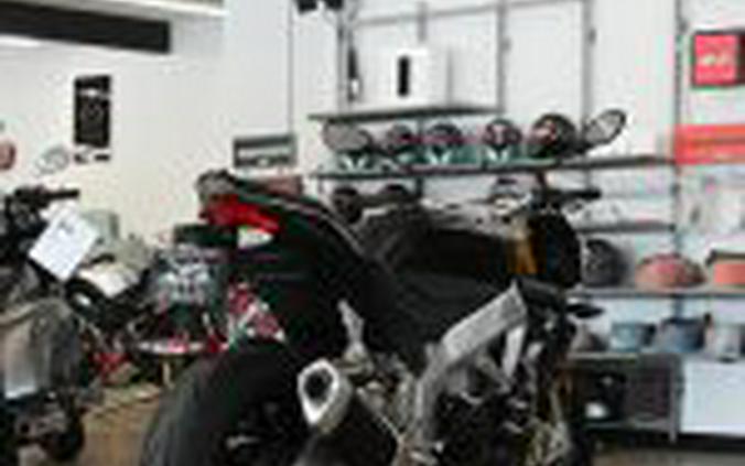 2013 Aprilia Tuono V4 R APRC