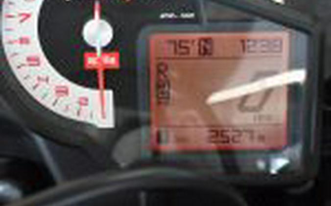 2013 Aprilia Tuono V4 R APRC