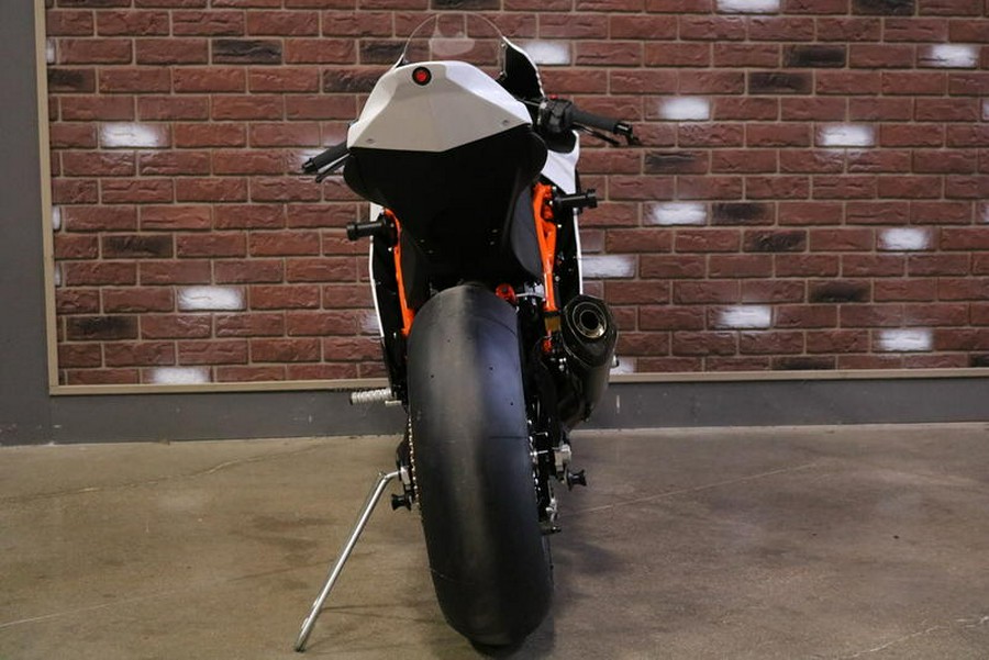 2024 KTM RC 8C