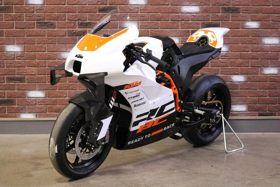 2024 KTM RC 8C