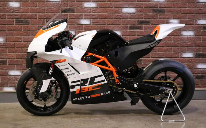 2024 KTM RC 8C