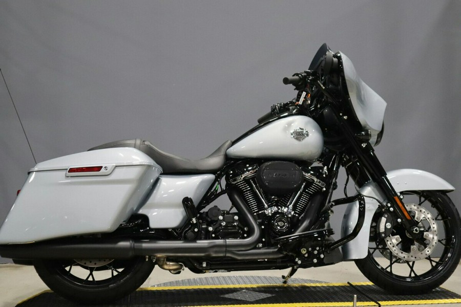 2023 Harley-Davidson Street Glide Special