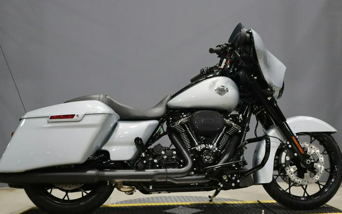 2023 Harley-Davidson Street Glide Special