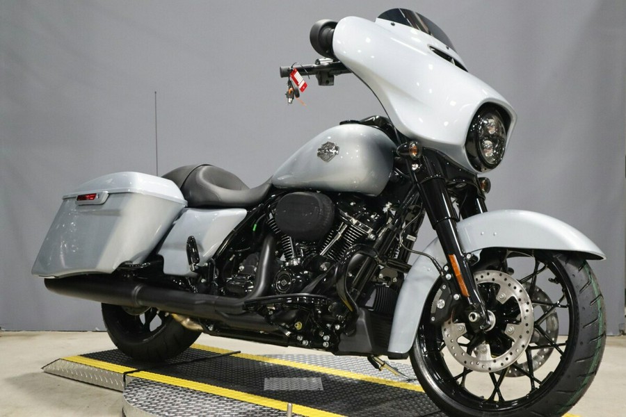 2023 Harley-Davidson Street Glide Special