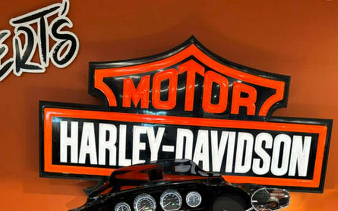 2017 Harley-Davidson® FLHTK - Ultra Limited