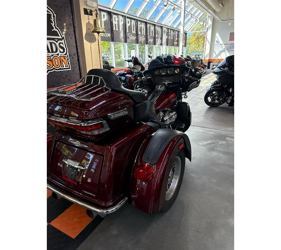 2017 Harley-Davidson Tri Glide® Ultra