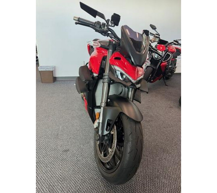 2024 Ducati Streetfighter V4