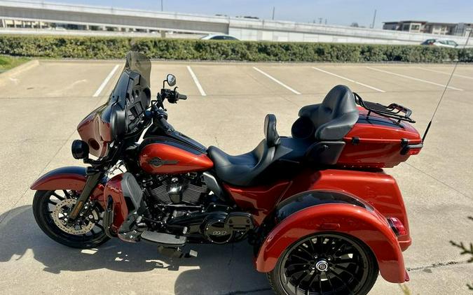 2025 Harley-Davidson® FLHTCUTG - Tri Glide® Ultra