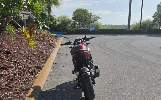 2026 Triumph Trident 800 Carnival red 800 Jet Black