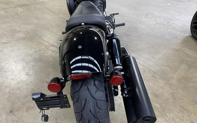 2024 Indian Motorcycle® Chief Bobber ABS Black Metallic