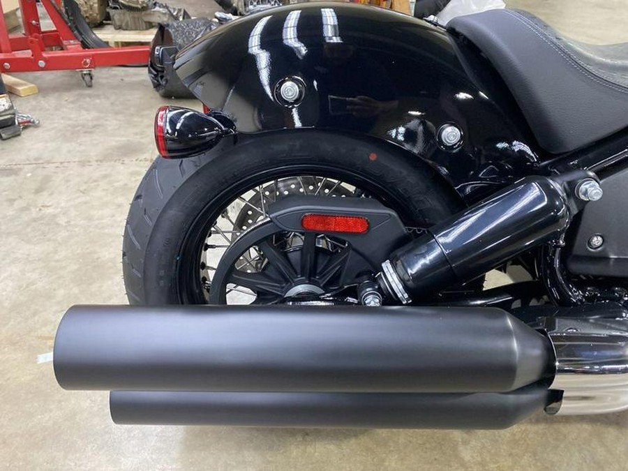 2024 Indian Motorcycle® Chief Bobber ABS Black Metallic