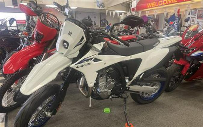 2025 Suzuki DR-Z4SM
