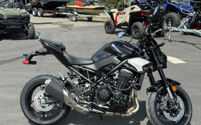 2025 Kawasaki Z900 ABS