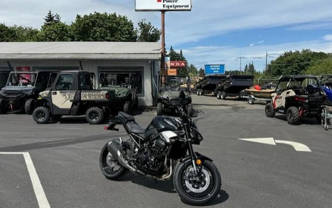2025 Kawasaki Z900 ABS