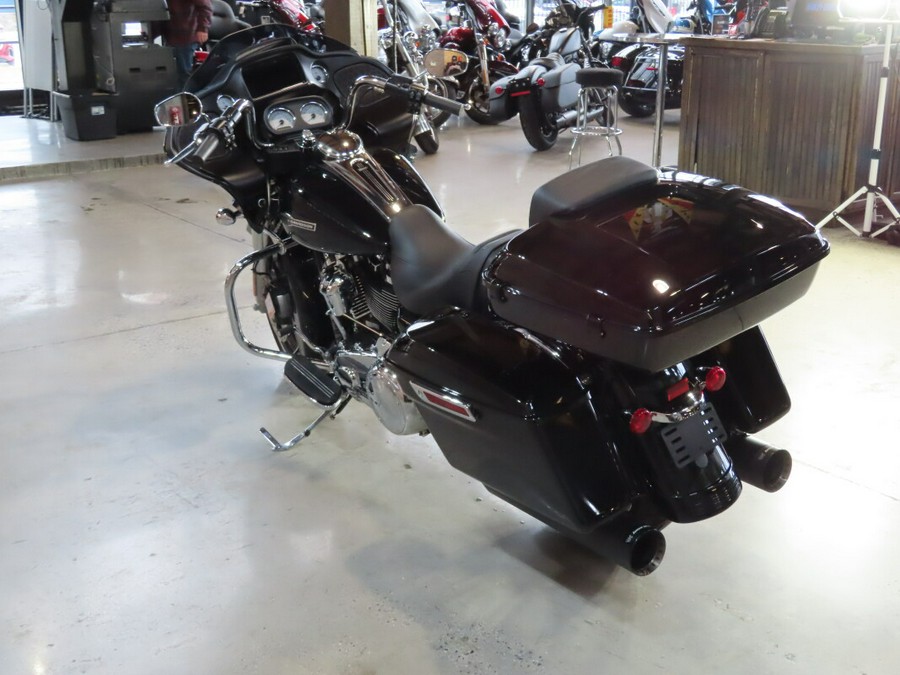 2022 Harley-Davidson® FLTRX Road Glide®
