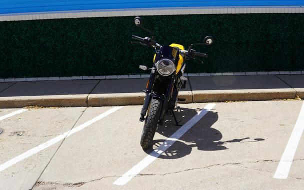 2027 TRACKER 400
