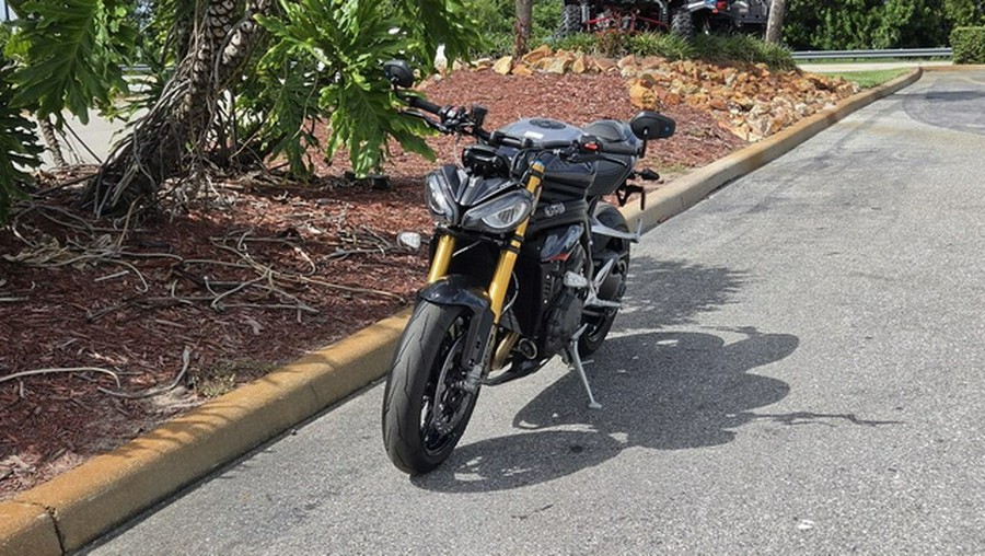 2026 Triumph Speed Triple 1200 RS Granite/Diablo Red 1200 RS