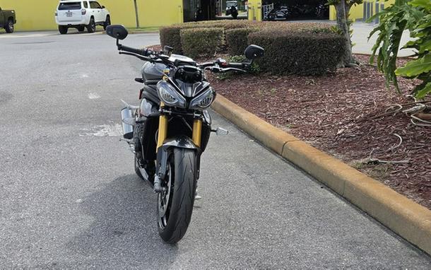 2026 Triumph Speed Triple 1200 RS Granite/Diablo Red 1200 RS