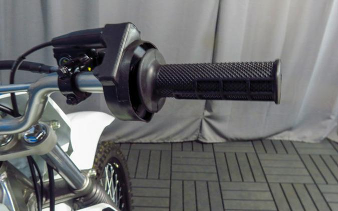 2027 Kawasaki KLX140R F