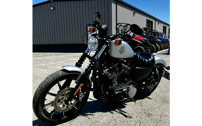 2020 Harley-Davidson® XL883 - Sportster Iron 883