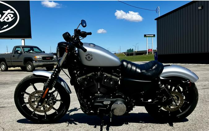 2020 Harley-Davidson® XL883 - Sportster Iron 883