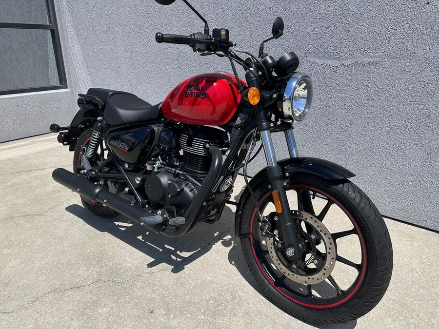 2022 Royal Enfield Meteor Fireball Red