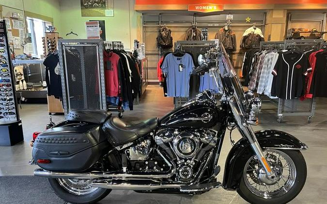 2020 Harley-Davidson® FLHC - Softail® Heritage Classic