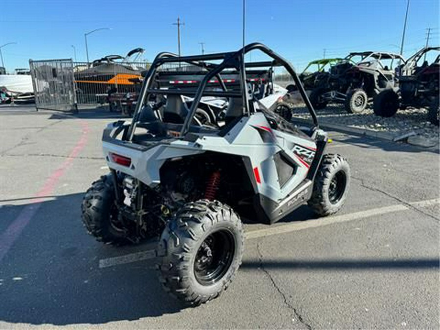 2024 Polaris RZR 200 EFI