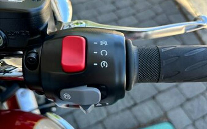 2025 Triumph Bonneville T120 Elvis Presley Limited Edi