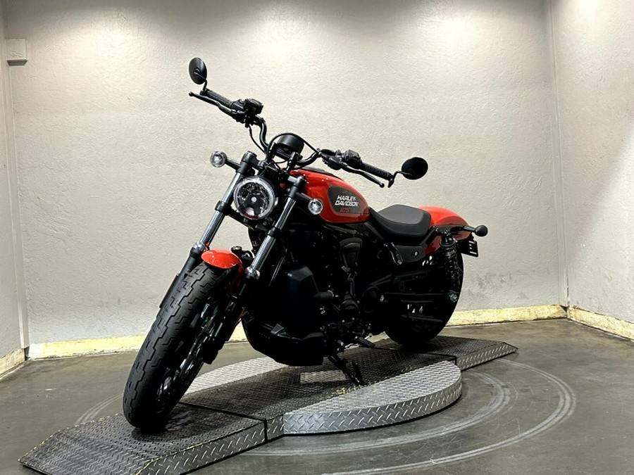 2026 Harley-Davidson® Nightster™ Blood Orange Black Trim